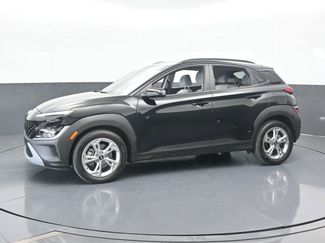 Used 2023 Hyundai Kona SEL video 2
