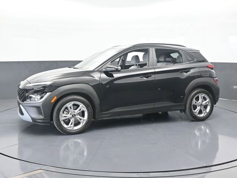 Used 2023 Hyundai Kona SEL image 2