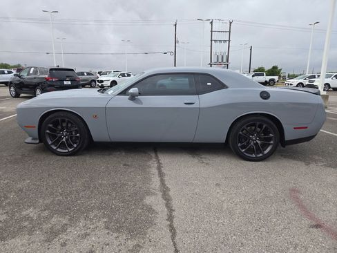 Used 2022 Dodge Challenger R/T Scat Pack image 6