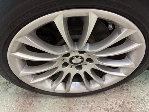 Used 2015 BMW 740Li image 35