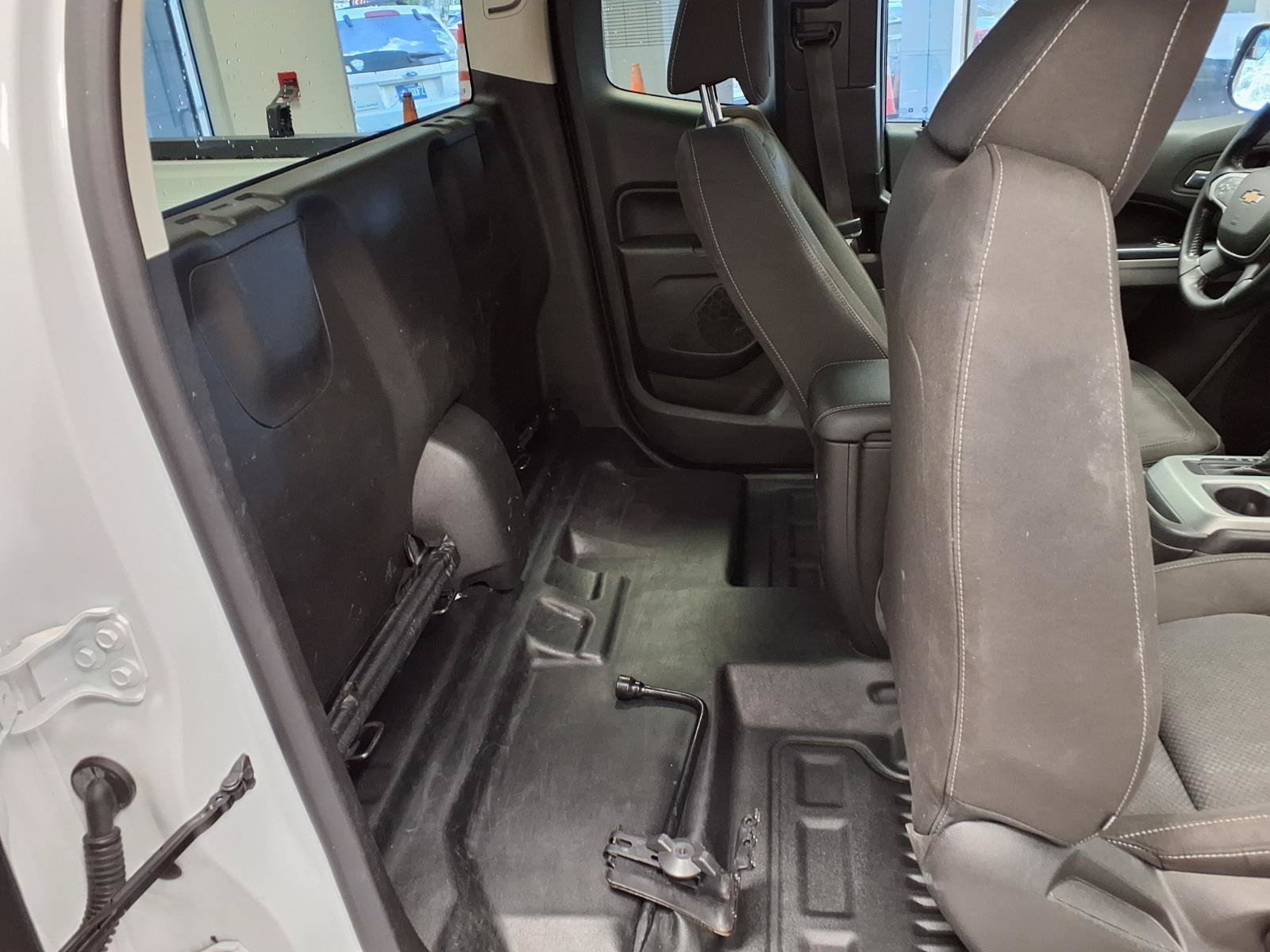 Used 2022 Chevrolet Colorado LT w/ Fleet Safety Package RWD image 12