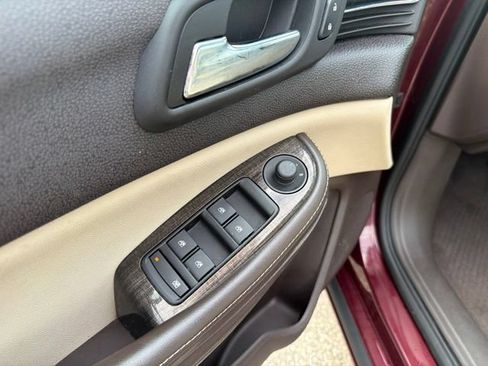 Used 2015 Chevrolet Malibu LT w/ Power Convenience Package FWD image 11