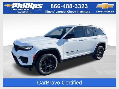 Used 2025 Jeep Grand Cherokee Altitude