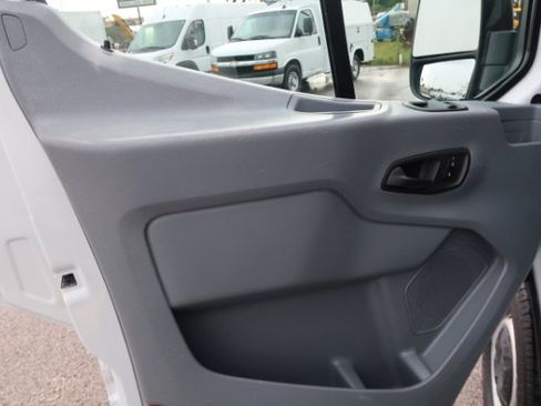 Used 2017 Ford Transit 350 148 Medium Roof RWD image 9