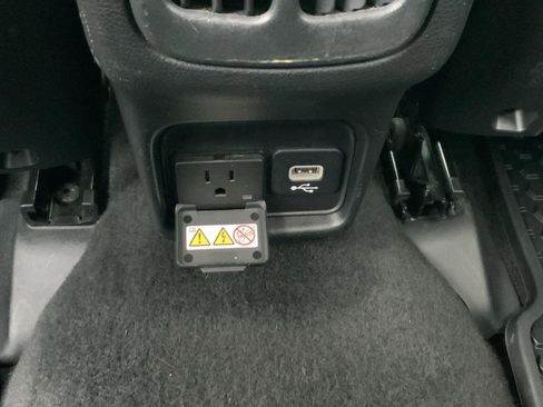 Used 2018 Jeep Compass Trailhawk w/ Navigation Group image 50