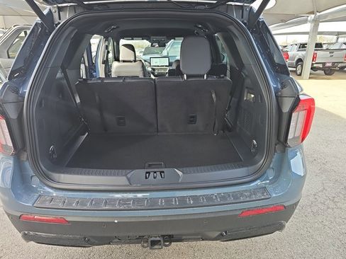 New 2026 Ford Explorer ST-Line w/ ST-Line Street Pack image 12