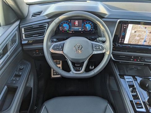 New 2026 Volkswagen Atlas Cross Sport SEL Premium R-Line AWD/4WD image 15