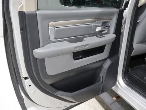 Used 2017 RAM 1500 Big Horn AWD/4WD image 18