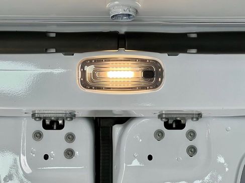 Used 2025 Mercedes-Benz Sprinter 2500 image 20