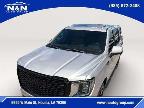 Used 2022 GMC Yukon XL SLT w/ SLT Premium Package RWD image 9