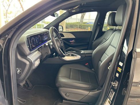 Used 2024 Mercedes-Benz GLE 450e 4MATIC image 5