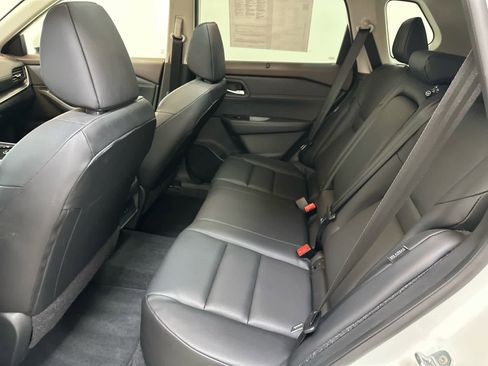 Certified 2023 Nissan Rogue SV w/ SV Premium B Package AWD/4WD image 18