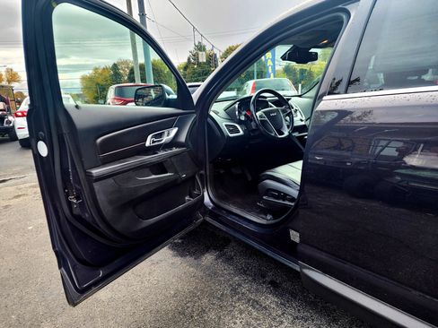 Used 2016 GMC Terrain SLT w/ Open Road Package AWD/4WD image 8