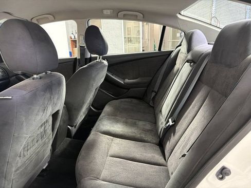 Used 2011 Nissan Altima 2.5 S FWD image 23