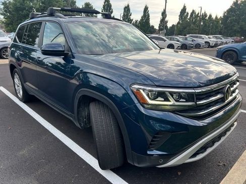Used 2022 Volkswagen Atlas SE AWD/4WD image 2