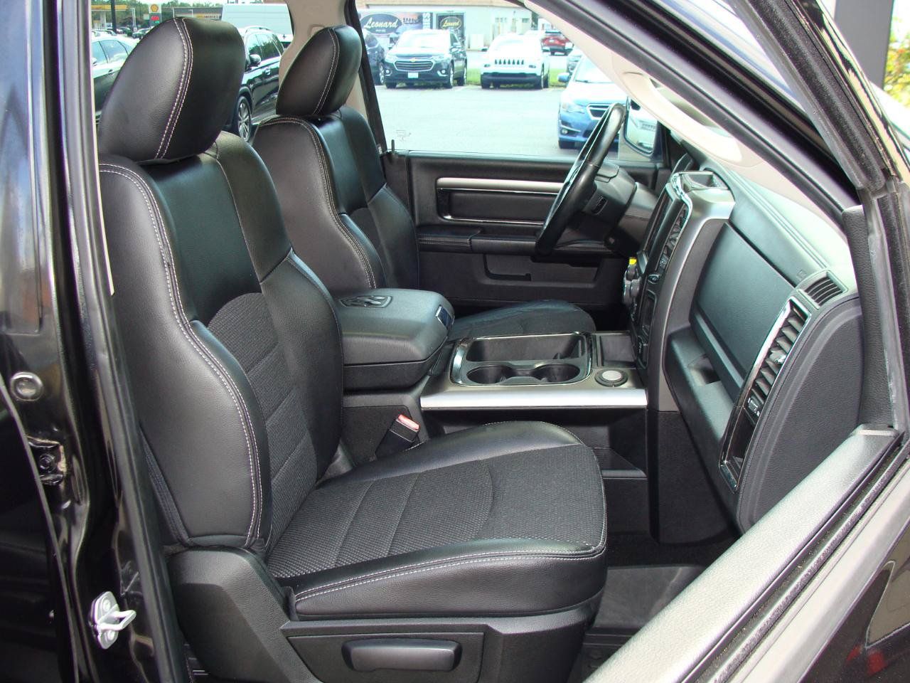 Used 2018 RAM 1500 Sport w/ Quick Order Package 26Q Night AWD/4WD image 10