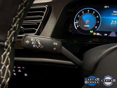 Used 2025 Volkswagen Atlas Cross Sport SE w/ Black Wheel Package image 36