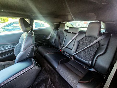 Used 2025 Dodge Charger Daytona R/T w/ Quick Order Package 25M R/T image 11