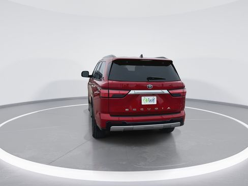 Used 2023 Toyota Sequoia Limited image 8