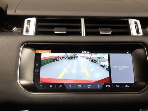 Used 2017 Land Rover Range Rover Sport SE image 56