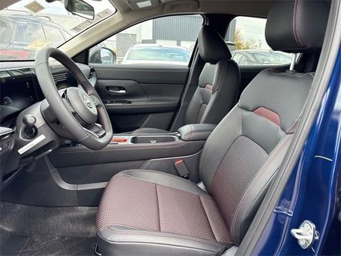 New 2026 Nissan Kicks SR w/ Cold Weather Package image 11