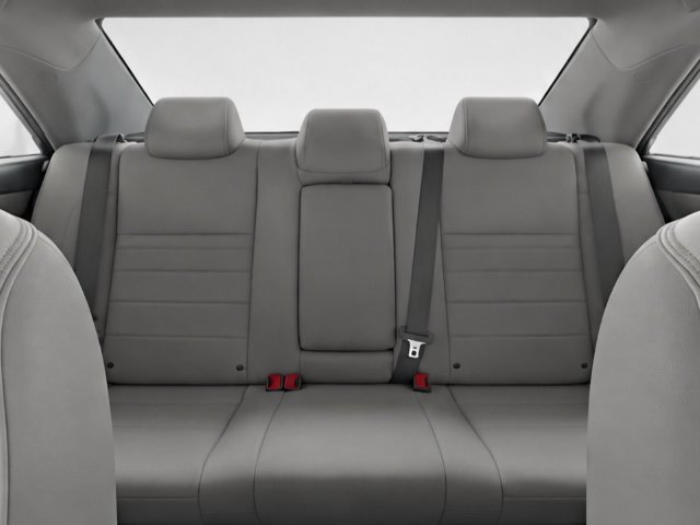 Used 2016 Toyota Camry XLE w/ Moonroof Package FWD image 19