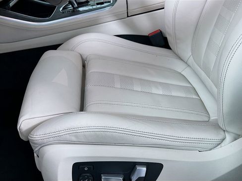 Used 2020 BMW X5 xDrive40i w/ Premium Package image 20