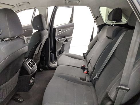 Used 2020 Kia Sorento FWD V6 image 16
