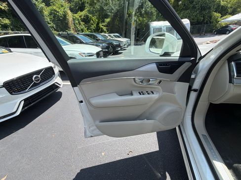 Used 2023 Volvo XC90 B5 Core w/ Protection Package Premier AWD/4WD image 25
