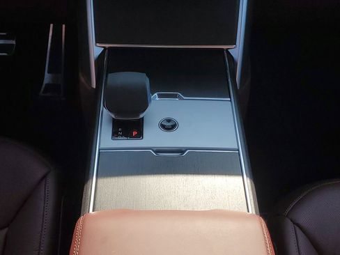New 2026 Land Rover Range Rover SE AWD/4WD image 23