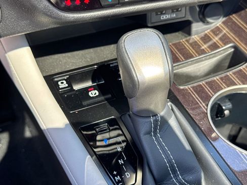 Used 2021 Lexus RX 350 350 w/ Luxury Package image 32