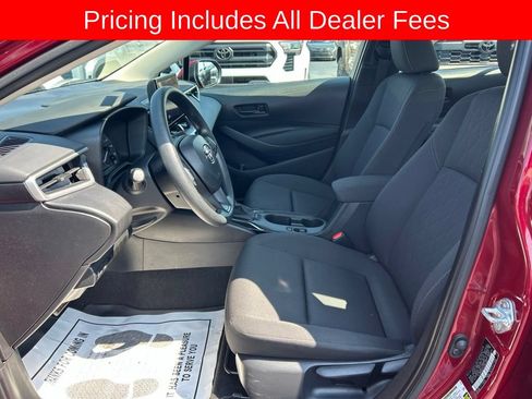 Used 2024 Toyota Corolla LE w/ LE Convenience Package FWD image 2