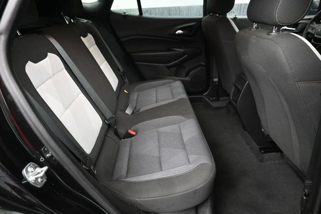 Used 2024 Chevrolet Trax RS w/ Driver Confidence Package FWD image 14