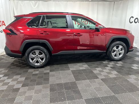Used 2025 Toyota RAV4 XLE image 8