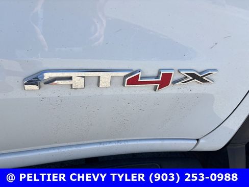 Used 2022 GMC Sierra 1500 AT4X image 11