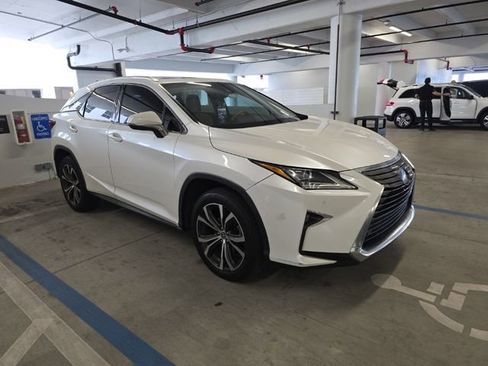 Used 2019 Lexus RX 350 FWD w/ Premium Package image 3