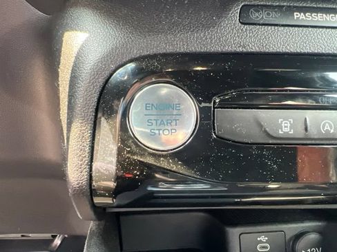 Used 2024 Ford Escape ST-Line w/ Tech Pack #1 AWD/4WD image 29