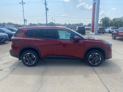 New 2026 Nissan Rogue SV image 7