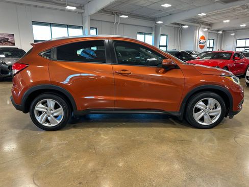 Used 2019 Honda HR-V EX image 9