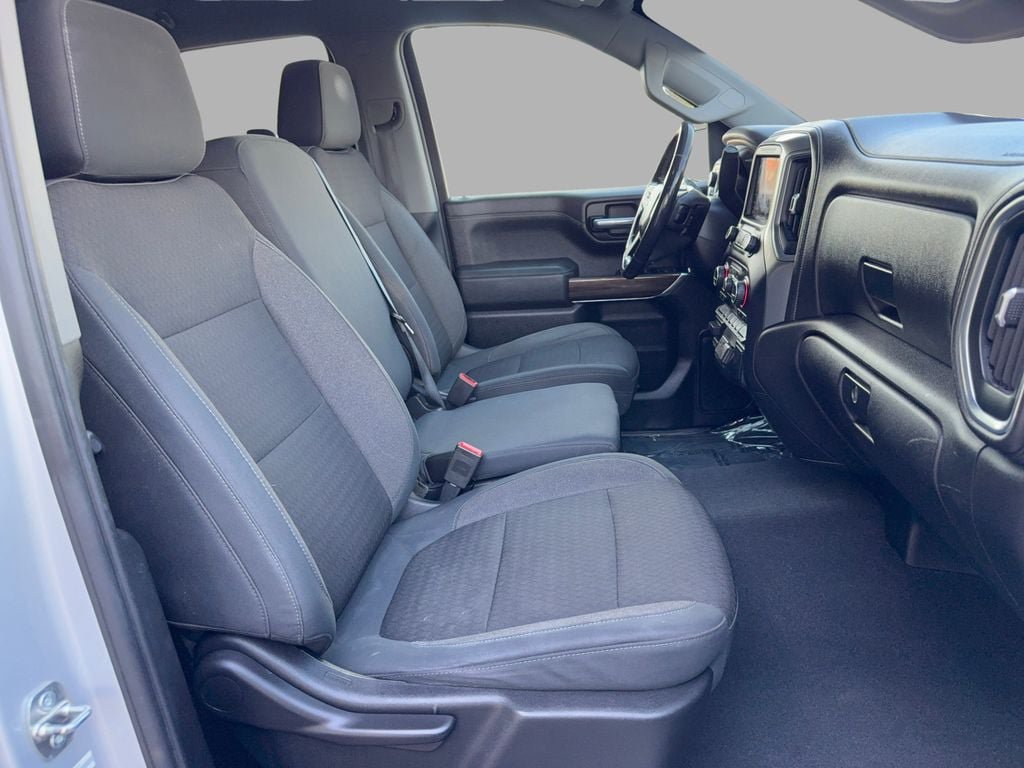 Used 2019 Chevrolet Silverado 1500 LT w/ All-Star Edition AWD/4WD image 28
