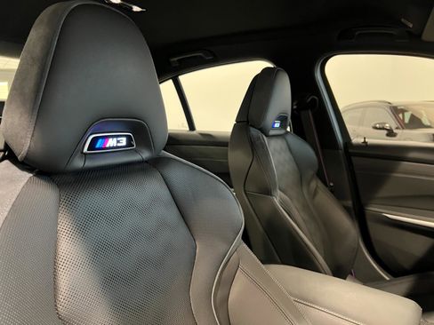 Used 2025 BMW M3 Competition image 43