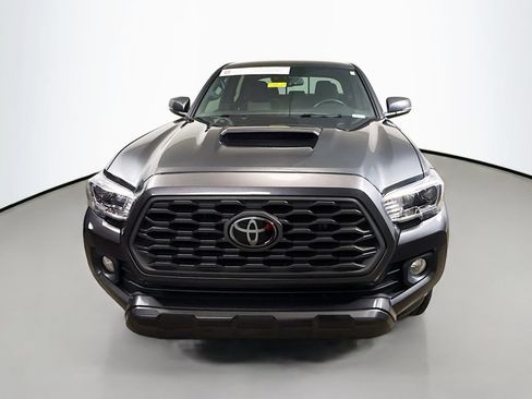 Certified 2022 Toyota Tacoma TRD Sport w/ Technology Package AWD/4WD image 2