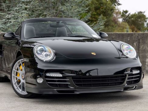 Used 2011 Porsche 911 Turbo S AWD/4WD image 9