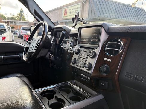 Used 2016 Ford F250 Lariat AWD/4WD image 25