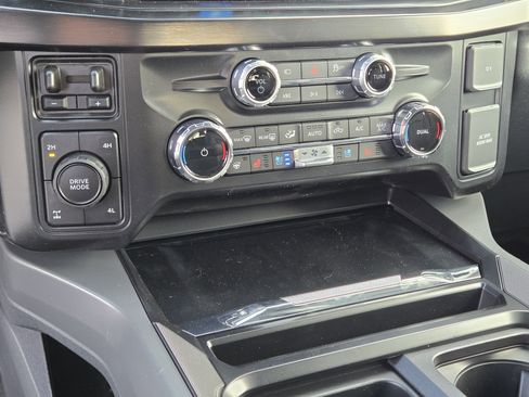 New 2026 Ford F250 Lariat w/ Lariat Ultimate Package image 30