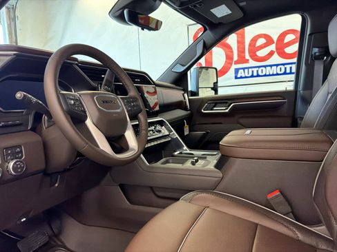 New 2026 GMC Sierra 2500 Denali w/ Denali Reserve Package image 15
