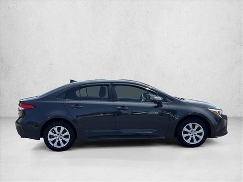 Certified 2023 Toyota Corolla LE FWD image 4