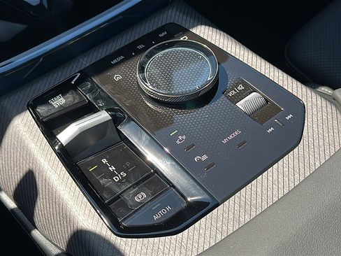 New 2026 BMW X3 xDrive30 w/ Premium Package image 25