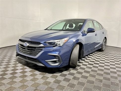 Used 2024 Subaru Legacy Premium image 7