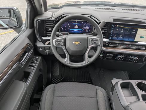 New 2026 Chevrolet Silverado 1500 LT RWD image 16
